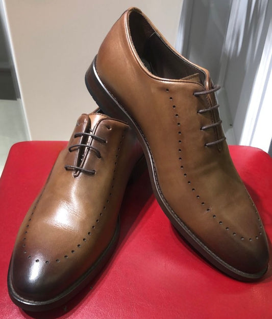 Classic shoes for men