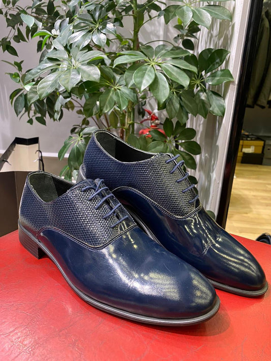 Kepuce klasike per meshkuj